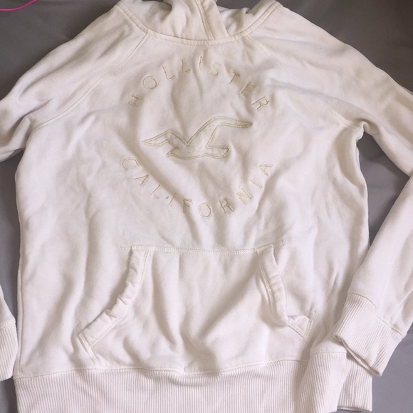 Hollister white hoodie - Picture 2 of 2
